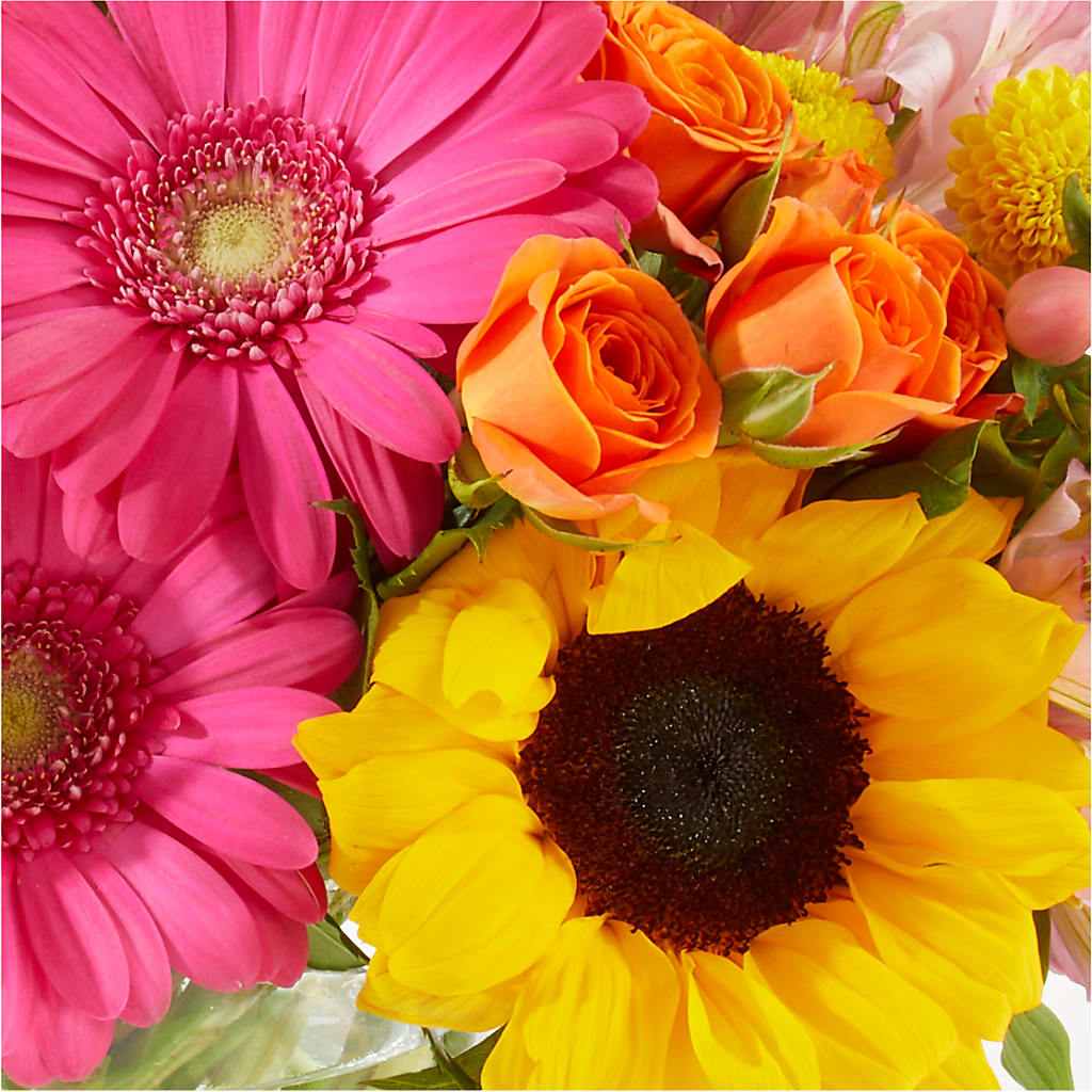 Florist Original Mixed Bouquet – Flowers By Henry Llc, Louisburg NC