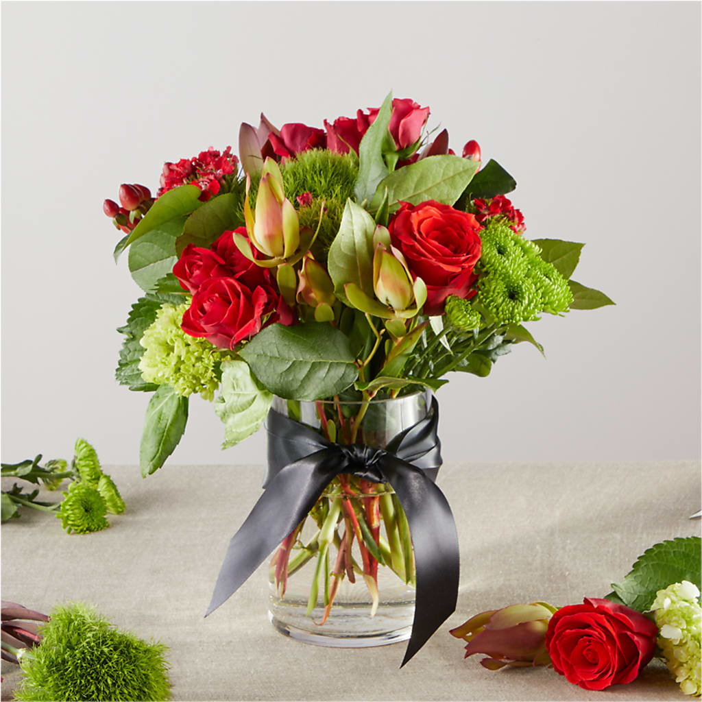 Heritage Kindle – A Florist Original –  Flowers By Henry Llc, Louisburg NC