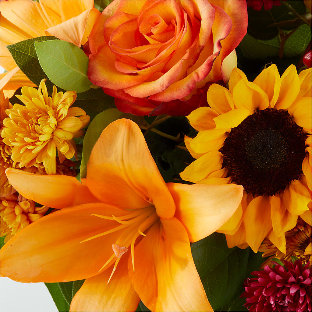 Grateful Centerpiece –  Flowers By Henry Llc, Louisburg NC